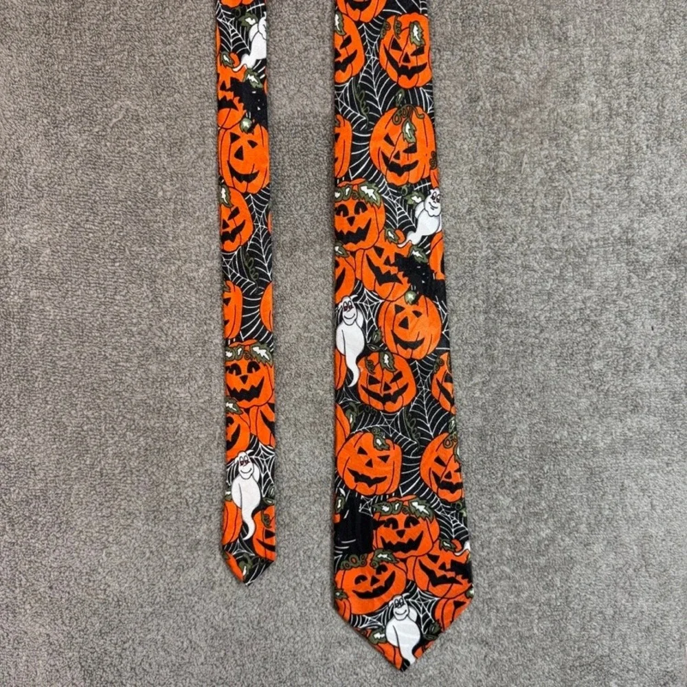 Fratello Mens Halloween Tie Orange Jack-O-Lantern Pumpkin Ghost Spiderweb Black